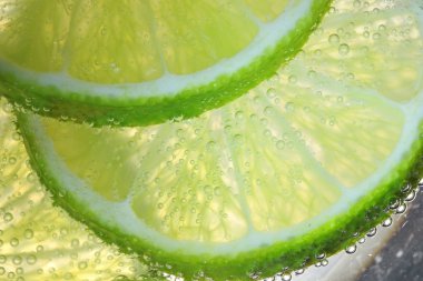 Baloncuklu Limon Dilimleri