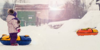 Şişme kızak üzerinde sürüş