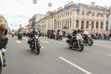 Nevsky Prospekt Harley Davidson geçit.