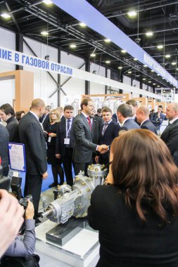 Grup iş adamları gaz Forum.