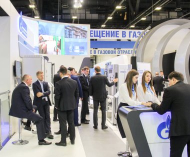 Grup iş adamları gaz Forum.