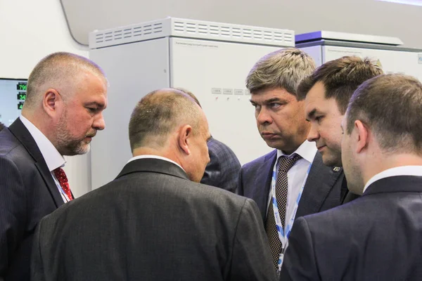 İletişim iş adamları gaz Forum.