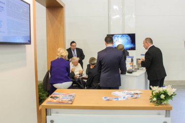 İnsanlar sektöründe bir şirket.