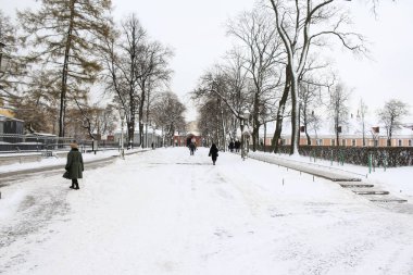 Ana cadde Petro Paul Kalesi.