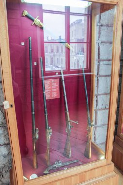 Eski silahlar ve kılıçlar Fuar.