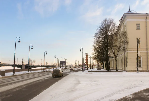 Makarova Embankment en San Petersburgo . — Foto de Stock