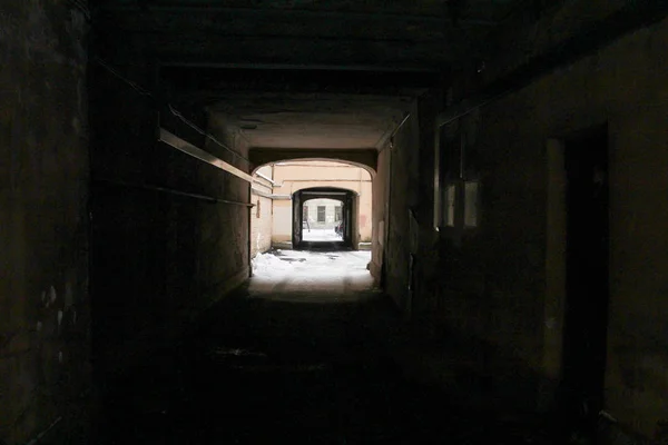 어두운 터널도로. — 스톡 사진