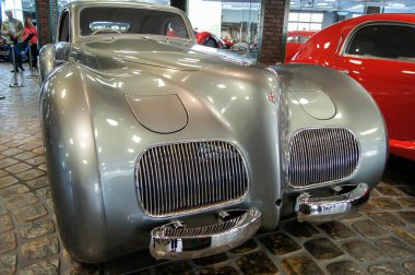 Retro model Alfa Romeo.