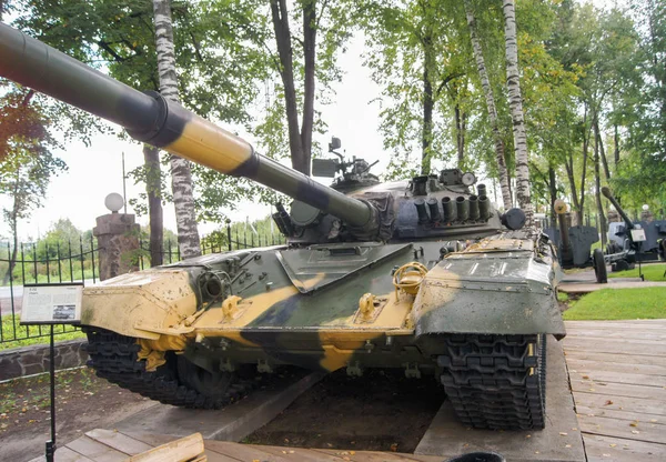 Czołg t-72 wystawa. — Zdjęcie stockowe