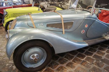 Retro Spor Otomobil grubu Bmw.