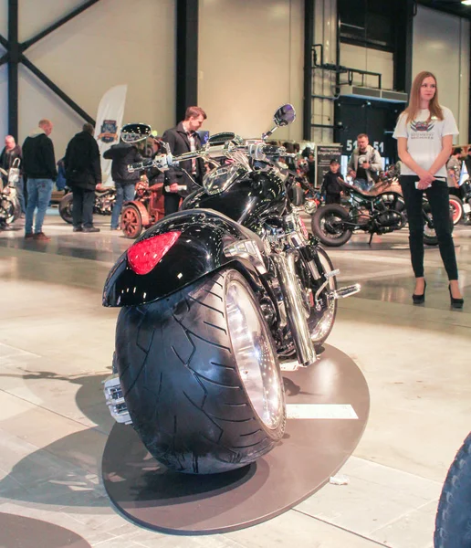 Motobike with a huge rear wheel. — Stock Photo, Image