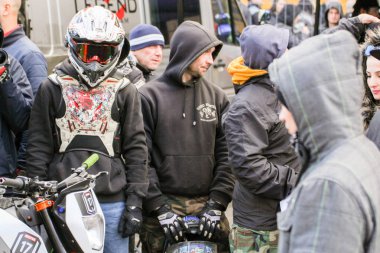 İnsanlar motor Show'da