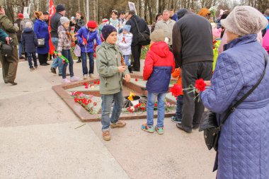 Eternal Flame farklı insanlara.
