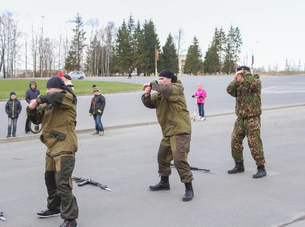 Speech of a group of special forces on Victory Day. — Stock Photo, Image