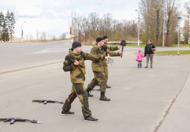 Konuşma bir grup özel kuvvetler zafer günü.
