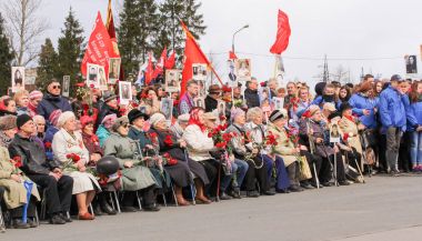 Bir yaşlı insanlar.