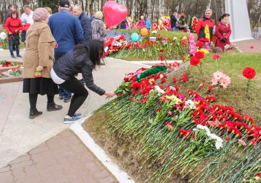 Eternal Flame Memorial'dan insanlar.