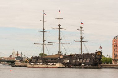 Yelken gemi Mytninskaya dolgu, Flying Dutchman.