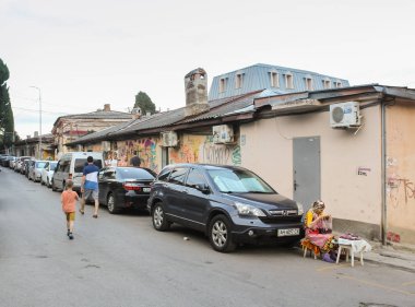 Sokak yaşlı kadın tüccar.