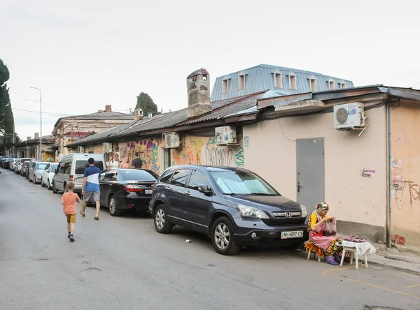 Sokak yaşlı kadın tüccar.