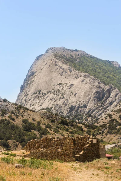 Antik kalıntılar Mountain.