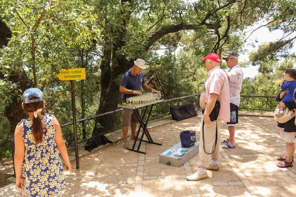 Müzisyen ve dinleyici.