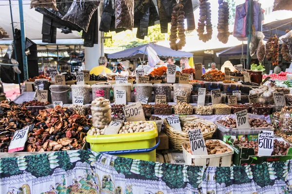 Fındık ve kuru meyve üstünde belgili tanımlık sayaç.