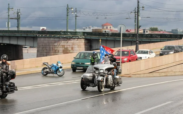 Motocicleta con banderas . — Foto de Stock