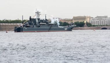 Gemi Güverte üzerinde duman.