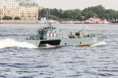 Yüksek hızlı düşük görünürlük kesici.