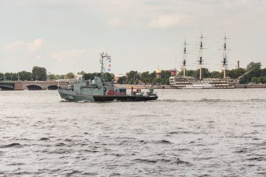 Mayın Tarlası kaçak.