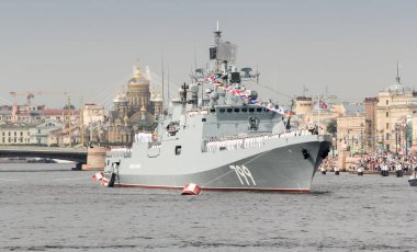 Mürettebatın gemide.