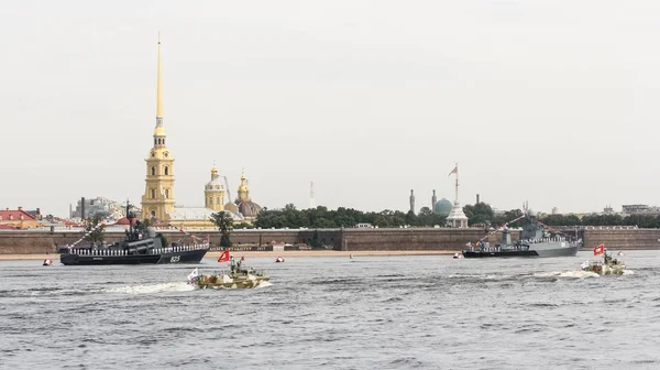 Шквал десантний корабель. — стокове фото