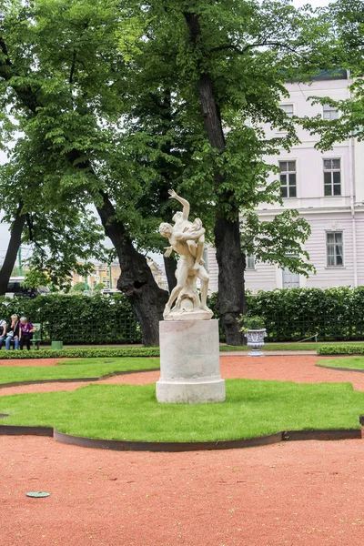 Sculptural group Abduction of a Sabine woman. — Stock Photo, Image