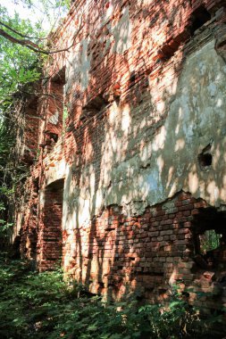Antik duvarlar sıva izleri ile.