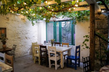 Bir kafede rahat bir köşe.