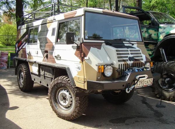 Camion polyvalent de capacité cross-country . — Photo