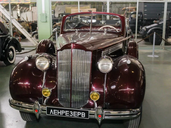 Retro Packard araba. — Stok fotoğraf