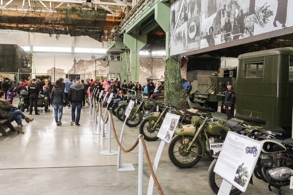 Um número de motocicletas de guerra . — Fotografia de Stock