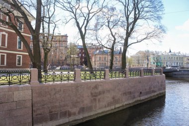 Yüksek granit dolgu.