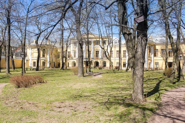 St. Petersburski Uniwersytet Państwowy — Zdjęcie stockowe