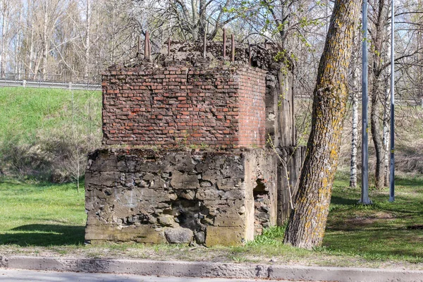 伟大卫国战争纪念碑的废墟 — 图库照片