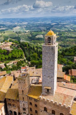 San Gimignano Toskana bölgesindeki ortaçağ bir şehirdir