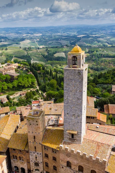 San Gimignano est une ville médiévale en Toscane — Photo