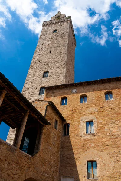 San Gimignano is an ancient town near Siena, Italy — Stock Photo, Image