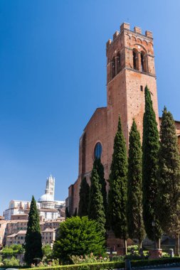 San Domenico, Italya 'nın Sienau kentinde bir katedral