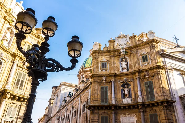 Plaza Quattro Canti en Palermo, Italia — Foto de Stock