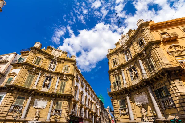 Plaza Quattro Canti en Palermo, Italia — Foto de Stock