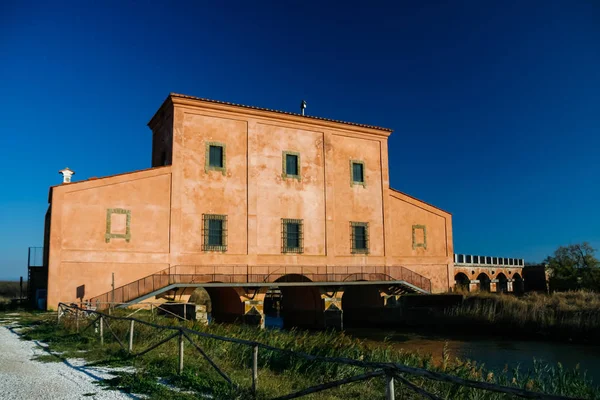 Casa Rossa Ximenes in Tuscany, Italy — Stock Photo, Image