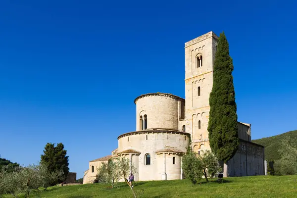 Sant'Antimo Abbey in Crete Senesi, Italy — Stock Photo, Image